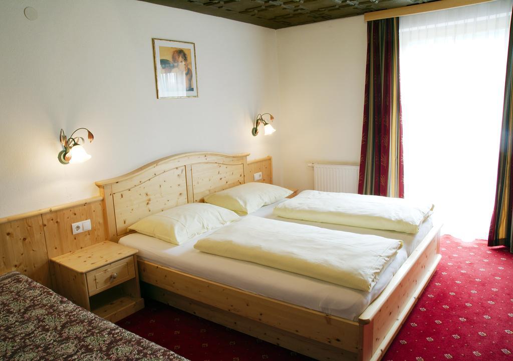 Thurnhof Flachau Ruang foto